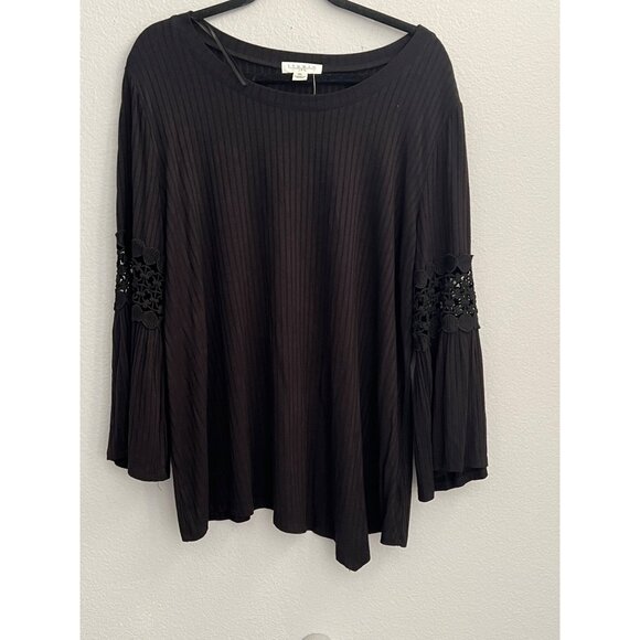Studio JPR Crochet Large Bell Sleeve Waffle asymmetrical Blouse - Picture 1 of 5